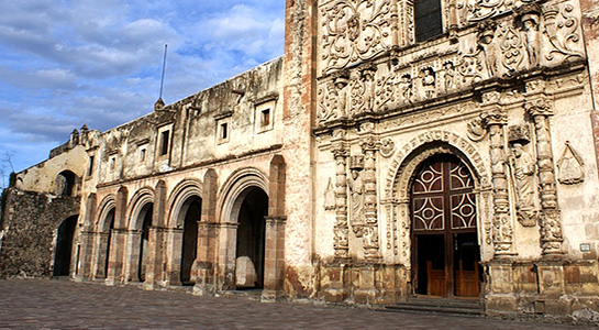  Templo y ex convento Agustino de San Pablo.